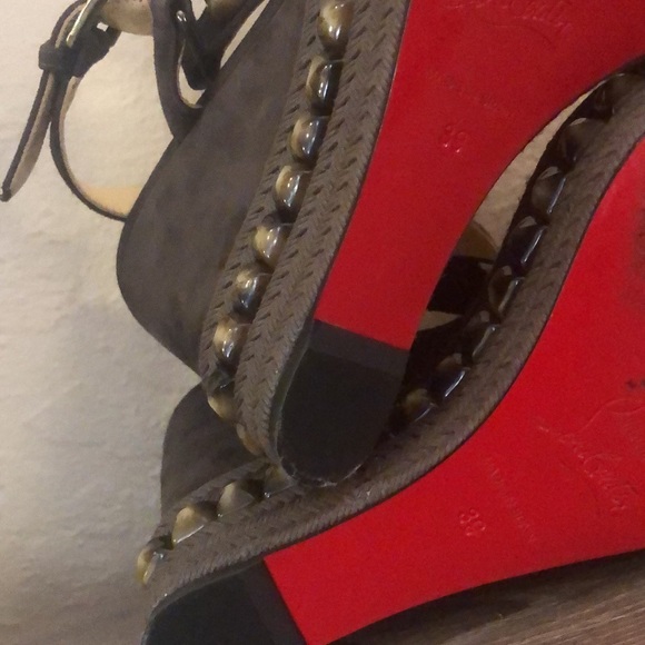 CHRISTIAN LOUBOUTIN CATACLOU 120 Veau Velours Testa/Corne 2 - Picture 10 of 10